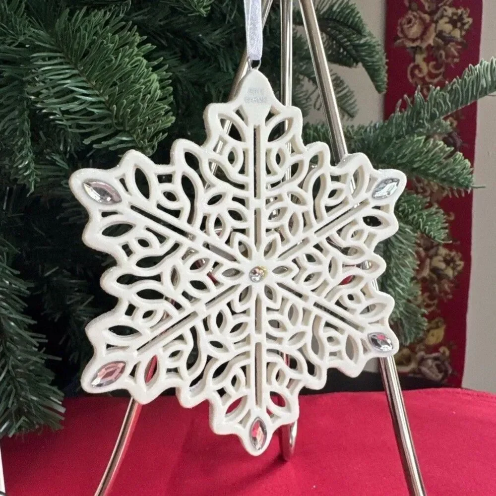 Hallmark 2011 Snowflake Porcelain Rhinestone Ornament QXG3519 Ruth Donikowski